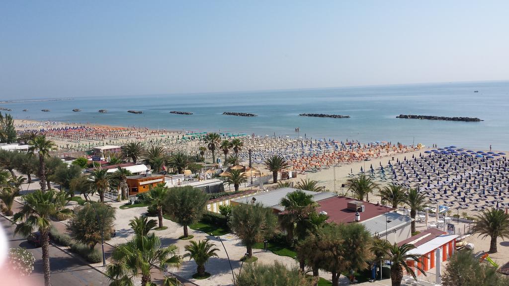 Hotel Continental San Benedetto del Tronto Pokoj fotografie