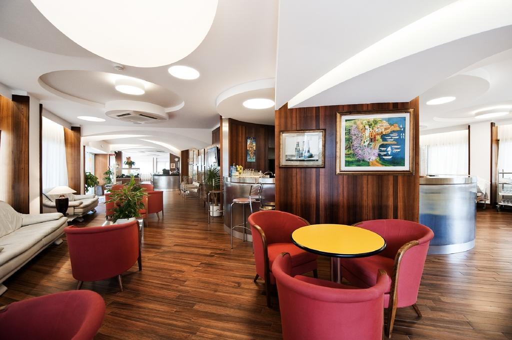Hotel Continental San Benedetto del Tronto Exteriér fotografie